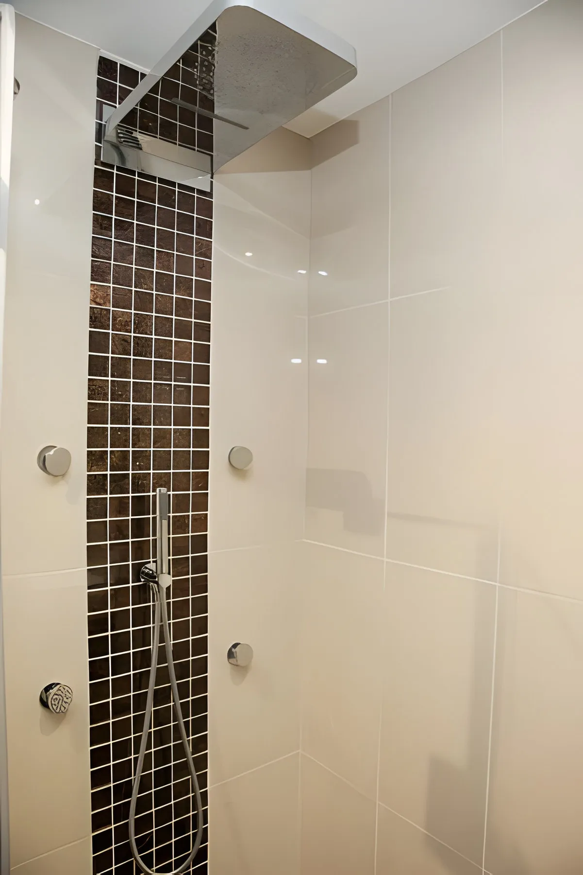 A tiled shower installed by Aspire